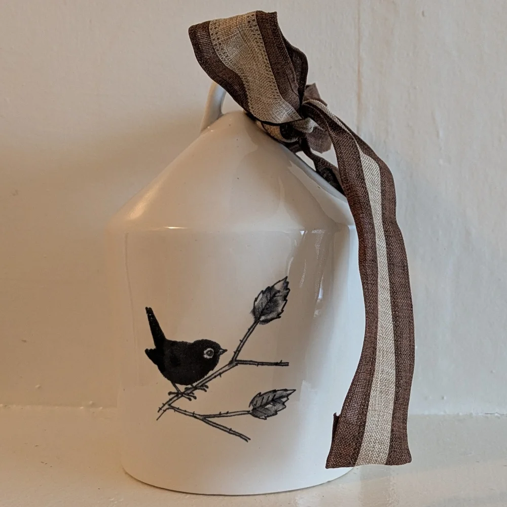 2018 RAE DUNN Ceramic Chirp Birdhouse